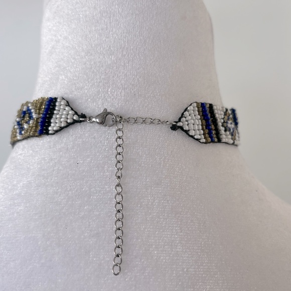 Beaded Choker Necklace - Picture 4 of 7
